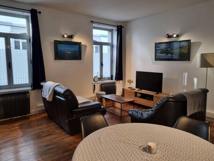 Grand Appartement Pres De La Cathedrale De Quimper Dış mekan fotoğraf